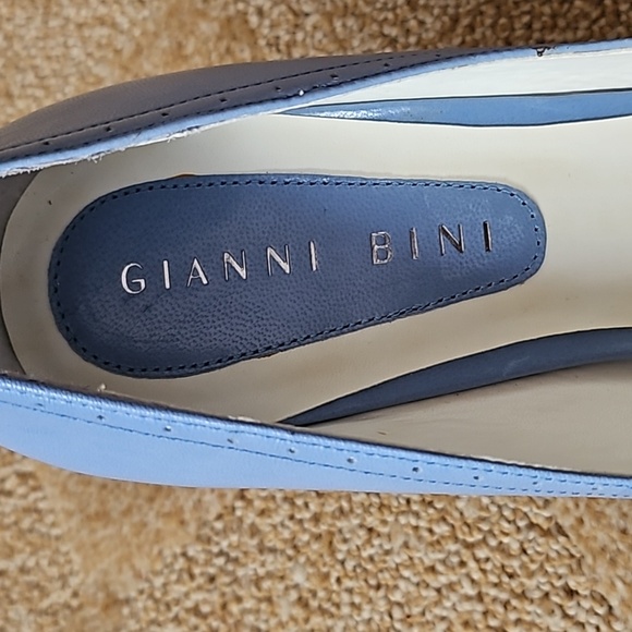 Gianni Bini Heels Womens 7.5 Blue Leather Slip On Peep Toe - Picture 3 of 8